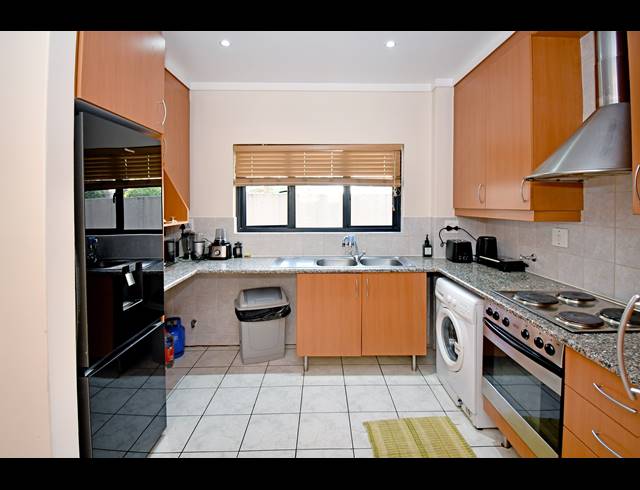 2 BEDROOM APARTMENT FOR SALE IN MORNINGSIDE